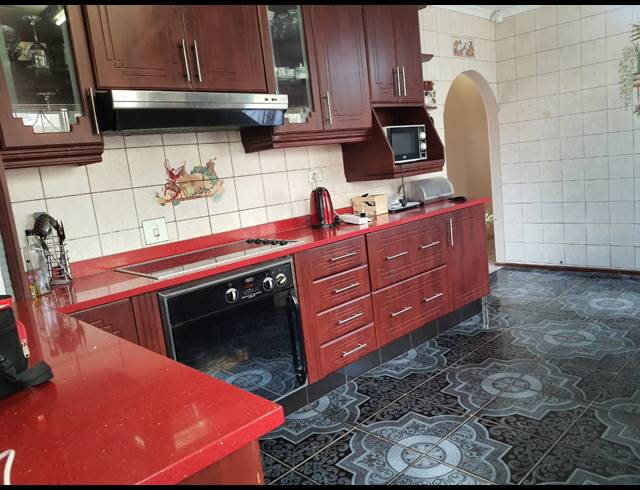 3 BEDROOM HOUSE SOLD IN MOTALABAD